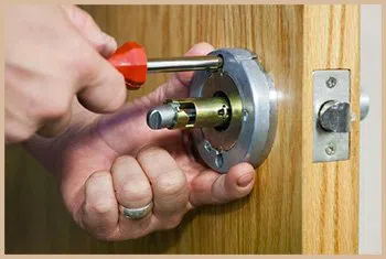 Elite Locksmith Services Columbus, OH 614-347-6542 - 6-locks-replace